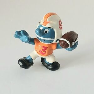 Vtg Smurf Football Player Quaterback #3 Figurine